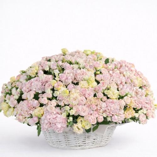 Pastel Dream Garden (VIP Basket)