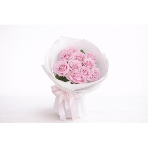 Blush Grace – Pastel Buket